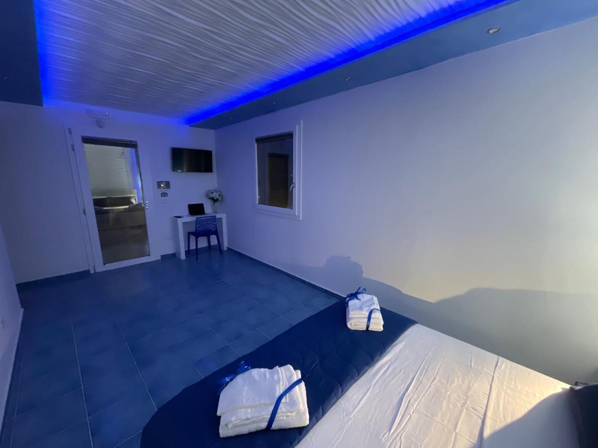 Bed and Breakfast Salento Sottovento Luxury Beb Торре-Лапілло Екстер'єр фото